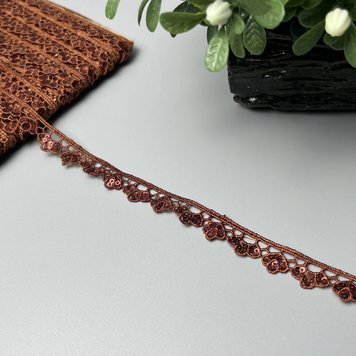 Floral Cluster Scallop Shuttle Sitara Lace Burnished Copper Brown