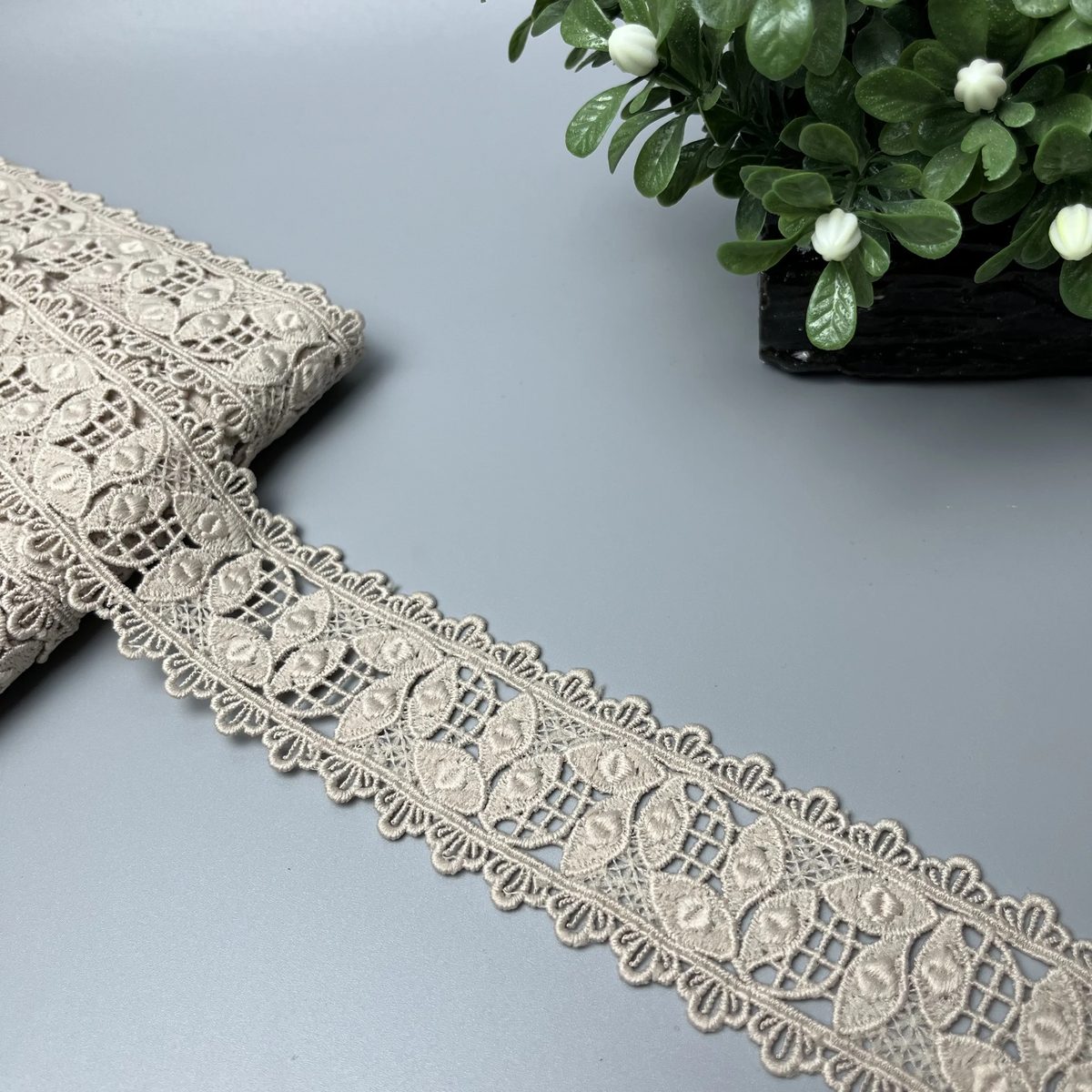 Petal Leaf Lattice Milky Centre Lace Light Warm Greige