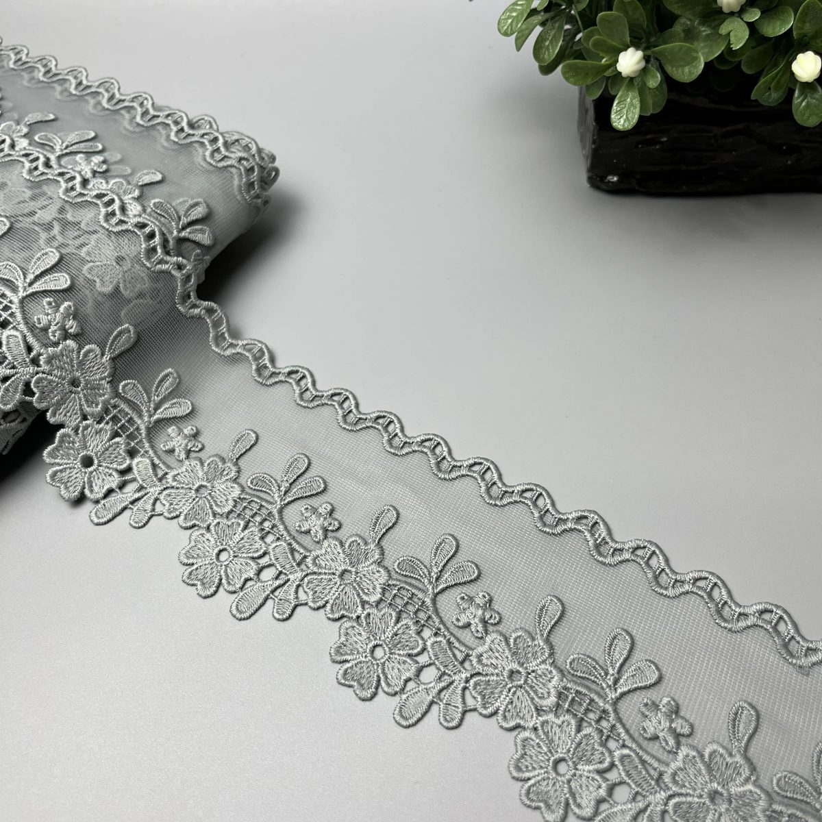 Daisy Sprig Wavy Edge Organza Net Lace Light Cool Silver Grey
