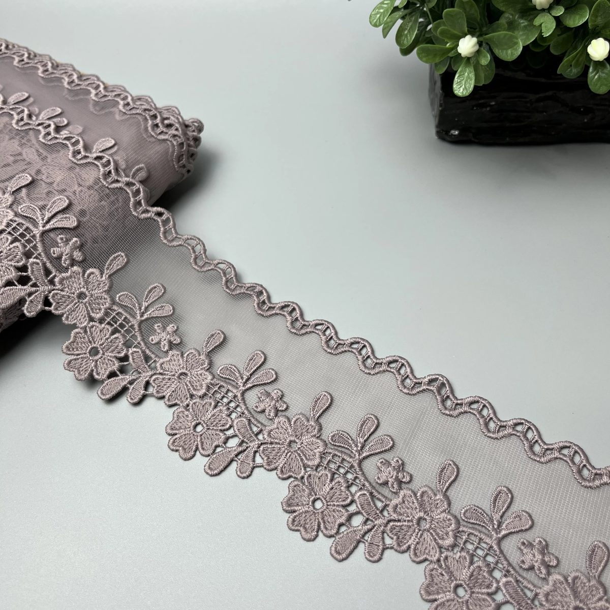 Daisy Sprig Wavy Edge Organza Net Lace Muted Dusty Mauve-taupe