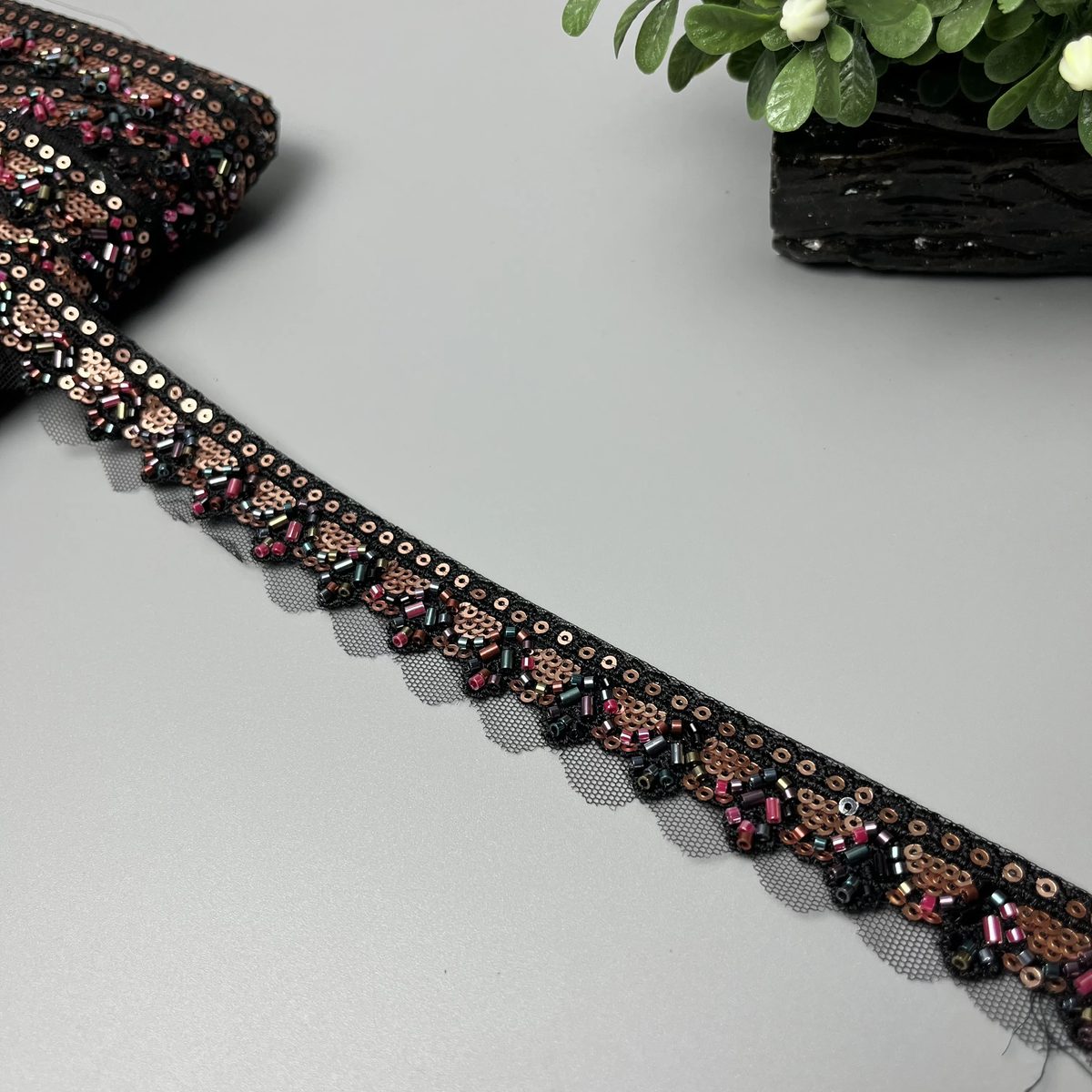 Jewel Fan Cutdana Sitara Scalloped Fancy Lace Coloured