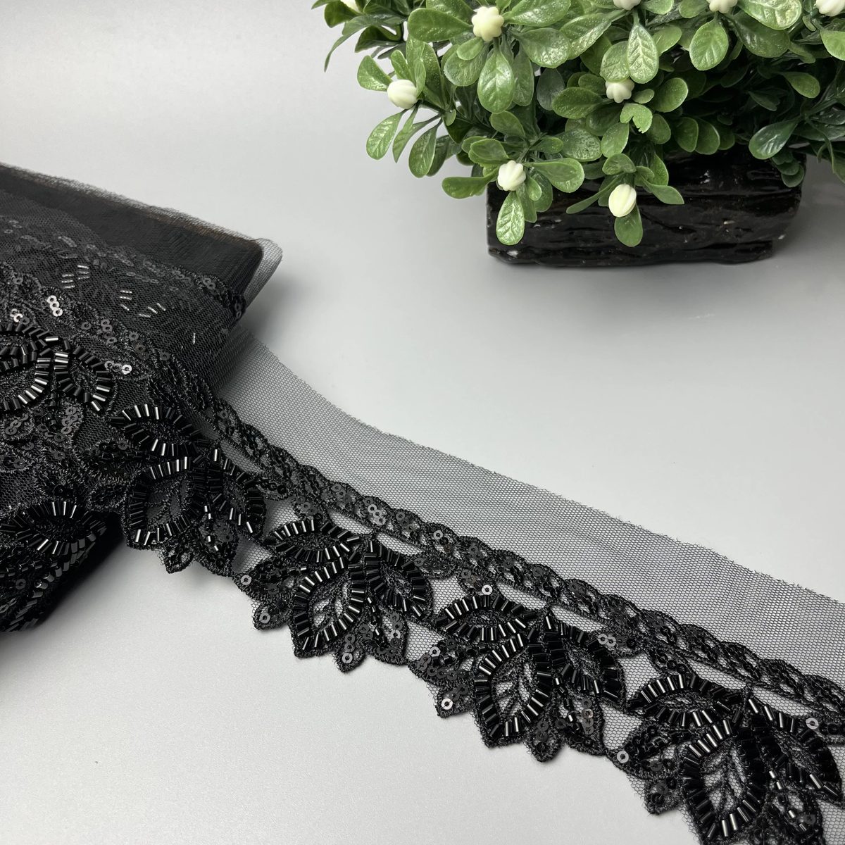 Scalloped Floral Medallion Cutdana Lace Black