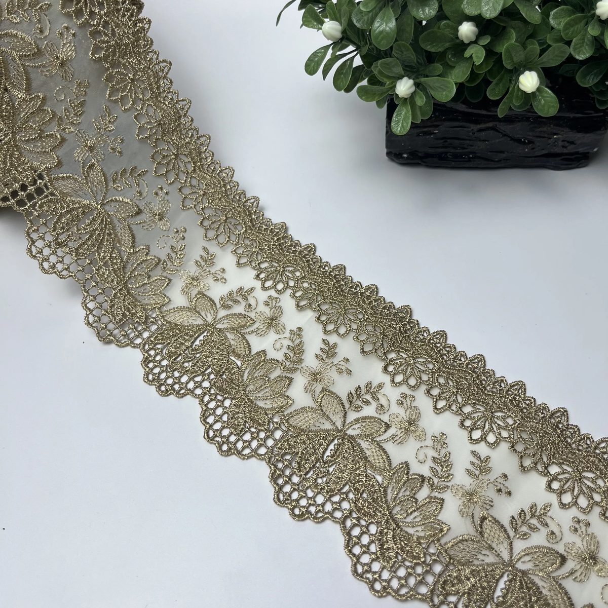 Antique Gold Floral Tilla Work Fancy Lace Antique Gold